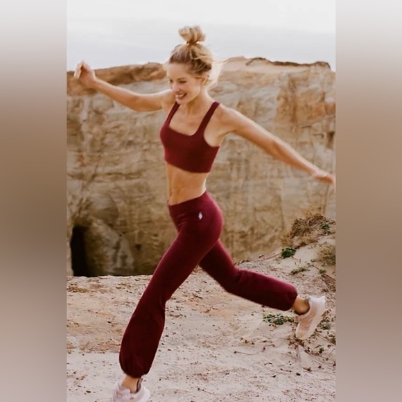NWOT Free People Movement M Let’s Bounce Pants in Oxblood...
